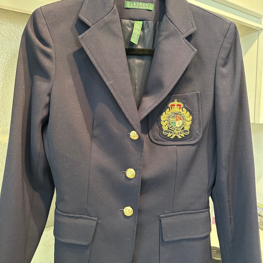 Ralph Lauren Tailored Navy 100% Crape wool Jacket with Crest